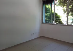 Foto 1 de Apartamento com 2 Quartos para alugar, 42m² em Grajaú, Rio de Janeiro