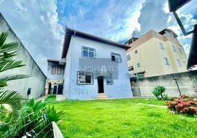 Foto 1 de Casa com 4 Quartos à venda, 250m² em Arvoredo, Contagem