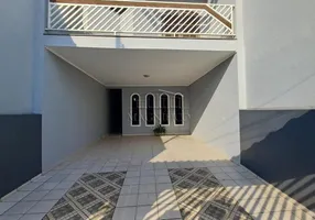 Foto 1 de Casa com 3 Quartos à venda, 161m² em Parque Capuava, Santo André