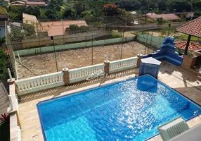 Foto 1 de Fazenda/Sítio com 4 Quartos à venda, 1067m² em Jardim Costao, Santa Branca