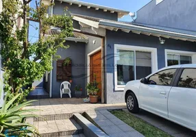 Foto 1 de Casa com 4 Quartos à venda, 160m² em Alto Petrópolis, Porto Alegre
