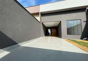 Foto 1 de Casa com 3 Quartos à venda, 150m² em Jardim Helvecia, Goiânia