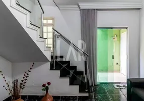 Foto 1 de Casa com 4 Quartos à venda, 146m² em Paquetá, Belo Horizonte