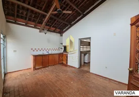 Foto 1 de Casa com 3 Quartos à venda, 259m² em São José, Franca