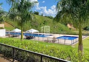 Foto 1 de Lote/Terreno à venda, 446m² em Casa de Pedra, Volta Redonda