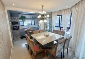 Foto 1 de Apartamento com 3 Quartos à venda, 110m² em Centro, Balneário Camboriú