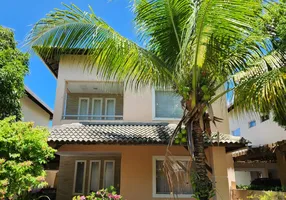 Foto 1 de Casa de Condomínio com 3 Quartos à venda, 210m² em Buraquinho, Lauro de Freitas