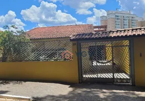 Foto 1 de Casa com 3 Quartos à venda, 200m² em Jardim Germania, São Paulo