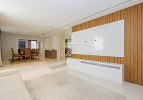 Foto 1 de Casa de Condomínio com 4 Quartos à venda, 323m² em Santa Felicidade, Curitiba