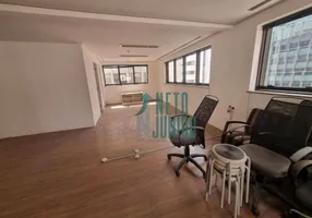 Foto 1 de Sala Comercial para venda ou aluguel, 120m² em Vila Olímpia, São Paulo