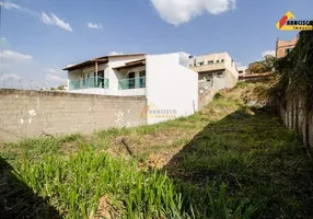 Foto 1 de Lote/Terreno à venda, 300m² em Das Oliveiras, Divinópolis