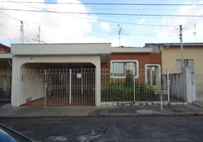 Foto 1 de Casa com 3 Quartos à venda, 184m² em Vila Pelicano, São Carlos