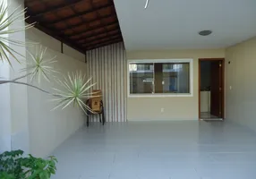 Foto 1 de Casa com 3 Quartos à venda, 134m² em Colina de Laranjeiras, Serra