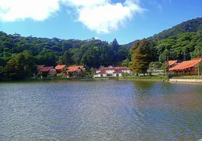 Foto 1 de Casa de Condomínio com 5 Quartos à venda, 281m² em Carlos Guinle, Teresópolis