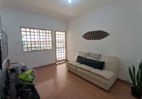 Foto 1 de Casa com 2 Quartos à venda, 92m² em Jardim São Fernando, Pouso Alegre
