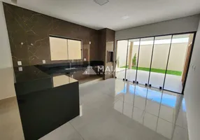 Foto 1 de Casa com 3 Quartos à venda, 185m² em Parque das Laranjeiras II, Uberaba