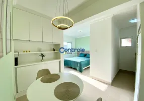 Foto 1 de Apartamento com 1 Quarto à venda, 27m² em Kobrasol, São José