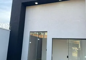 Foto 1 de Sobrado com 3 Quartos à venda, 104m² em Residencial Santa Fe, Goiânia