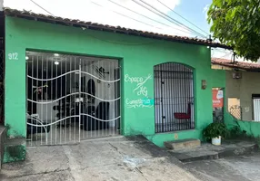 Foto 1 de Casa com 3 Quartos à venda, 80m² em Alecrim, Natal