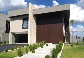 Foto 1 de Casa de Condomínio com 4 Quartos à venda, 400m² em Alphaville Flamboyant Residencial Araguaia, Goiânia