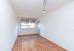 Foto 1 de Apartamento com 3 Quartos à venda, 65m² em Jardim Planalto, Porto Alegre