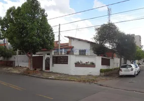 Foto 1 de Casa com 3 Quartos à venda, 250m² em Taquaral, Campinas