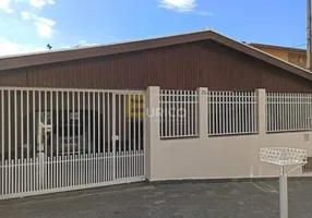 Foto 1 de Casa com 4 Quartos à venda, 210m² em Parque dos Cisnes, Campinas