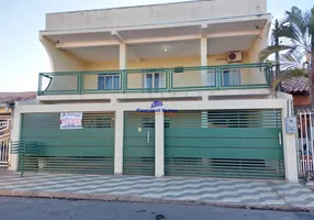 Foto 1 de Sobrado com 4 Quartos à venda, 360m² em CPA IV, Cuiabá