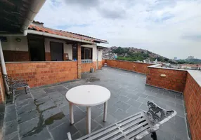 Foto 1 de Cobertura com 5 Quartos à venda, 220m² em Tijuca, Rio de Janeiro