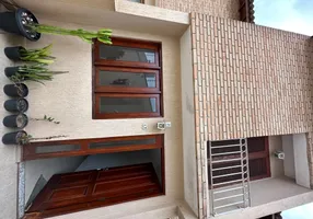 Foto 1 de Casa de Condomínio com 2 Quartos para alugar, 150m² em Cidade dos Bandeirantes, São Paulo