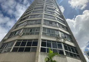 Foto 1 de Apartamento com 3 Quartos à venda, 105m² em Barra Avenida, Salvador