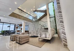 Foto 1 de Casa com 3 Quartos à venda, 313m² em Vila Sônia, São Paulo