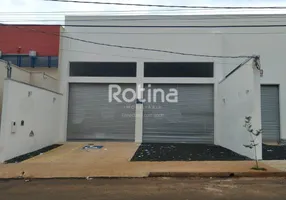 Foto 1 de Galpão/Depósito/Armazém para alugar, 243m² em Jardim Califórnia, Uberlândia