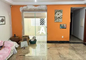 Foto 1 de Casa com 3 Quartos à venda, 170m² em Vigilato Pereira, Uberlândia
