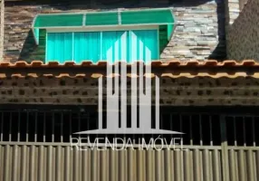 Foto 1 de Sobrado com 3 Quartos à venda, 204m² em Vila Pires, Santo André