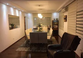 Foto 1 de Casa com 4 Quartos à venda, 439m² em Jardim Leonor, São Paulo