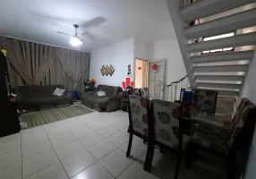 Foto 1 de Sobrado com 3 Quartos à venda, 105m² em Vila Laís, São Paulo