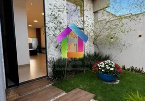 Foto 1 de Casa com 3 Quartos à venda, 170m² em Jardim Gramado I, Goiânia