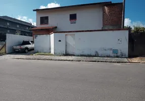 Foto 1 de Casa com 3 Quartos à venda, 240m² em Manoel Dias Branco, Fortaleza