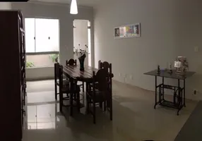 Foto 1 de Casa com 3 Quartos à venda, 247m² em Guarapiranga, Ponte Nova