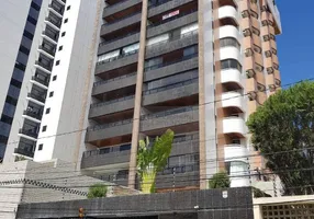 Foto 1 de Apartamento com 4 Quartos à venda, 226m² em Mauricio de Nassau, Caruaru