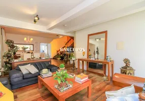 Foto 1 de Casa com 4 Quartos para alugar, 600m² em Chácara das Pedras, Porto Alegre