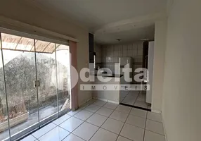 Foto 1 de Casa com 3 Quartos à venda, 139m² em Bom Jesus, Uberlândia