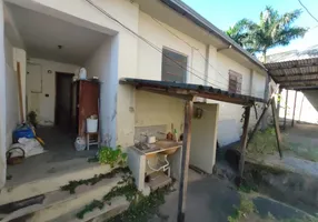 Foto 1 de Casa com 3 Quartos à venda, 180m² em Jardim Montanhês, Belo Horizonte