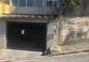 Foto 1 de Casa com 4 Quartos à venda, 200m² em Vila Dalva, São Paulo