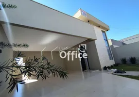 Foto 1 de Casa com 4 Quartos à venda, 195m² em Residencial Campos do Jordao, Anápolis