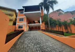 Foto 1 de Sobrado com 4 Quartos à venda, 330m² em Porto Grande, São Sebastião