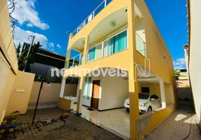 Foto 1 de Casa com 3 Quartos à venda, 205m² em Vitória, Belo Horizonte