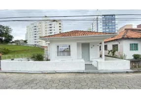 Foto 1 de Casa com 2 Quartos para alugar, 68m² em Trindade, Florianópolis