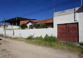 Foto 1 de Casa com 3 Quartos para alugar, 450m² em Cajazeiras, Fortaleza